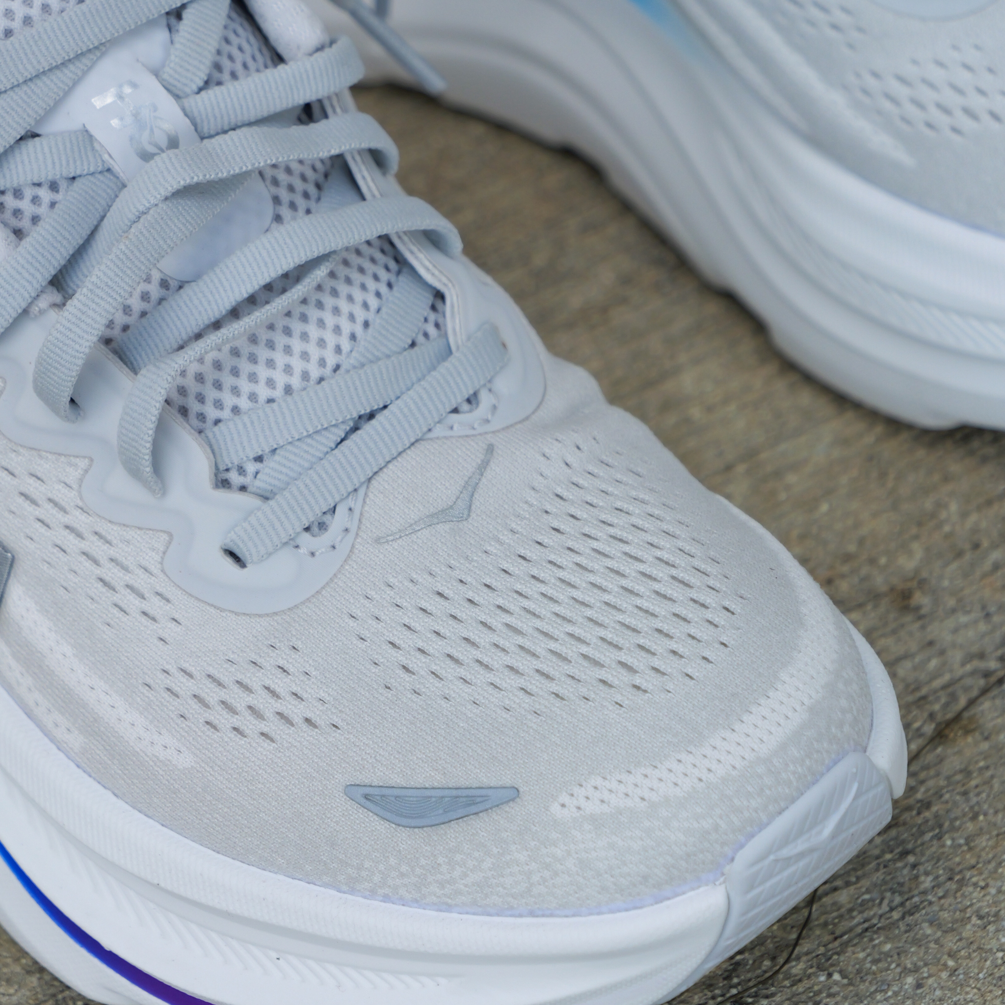 Womens HOKA Bondi 9 (Cosmic grey/White)