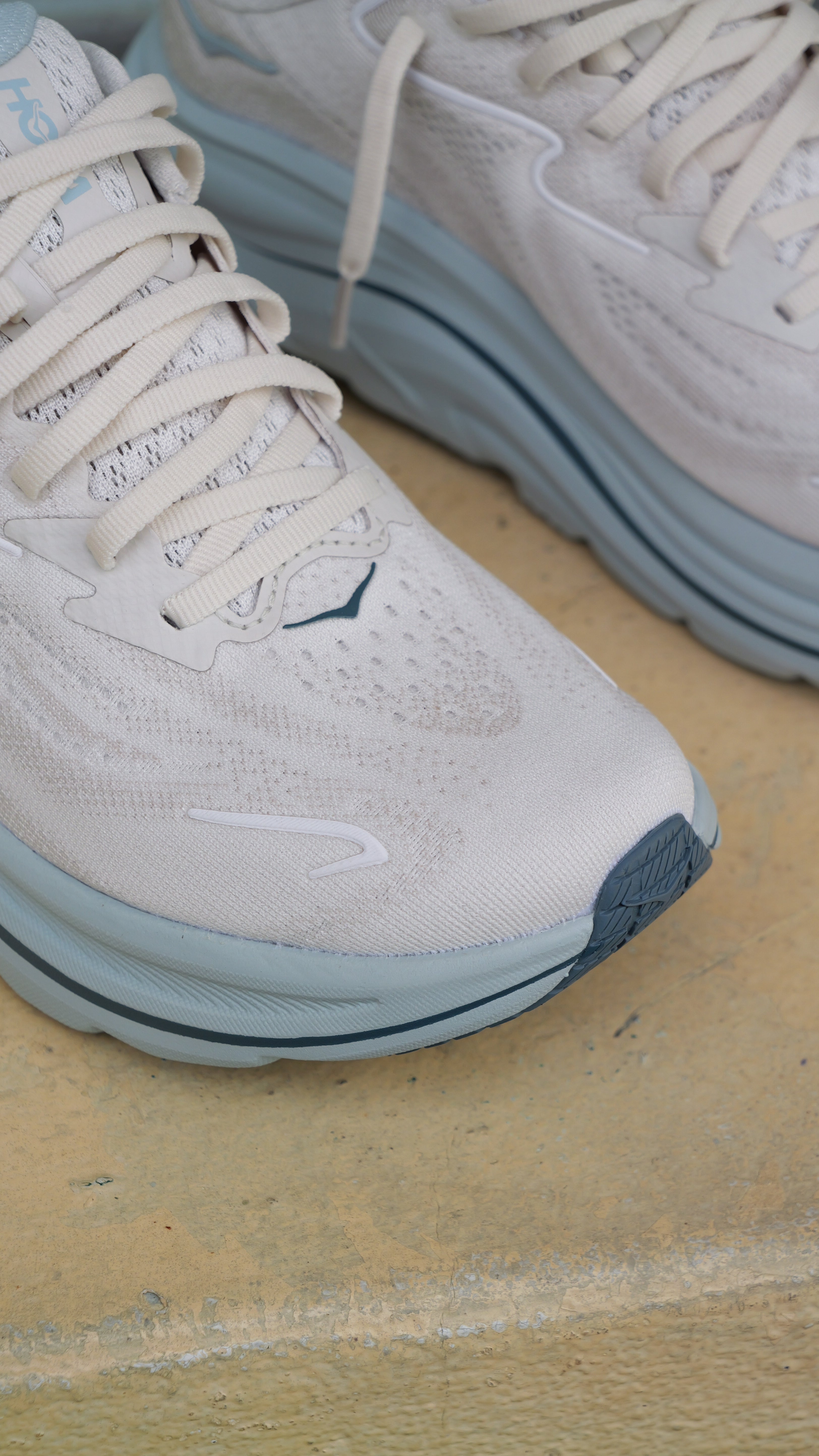 Womens HOKA Clifton 10 (Grout/Mineral Blue)