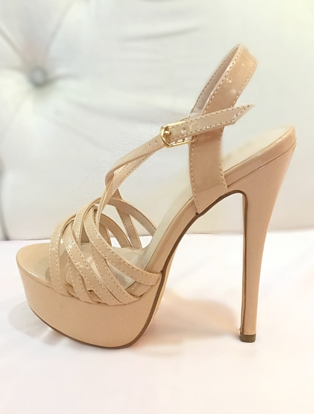 Nude Charol Heels