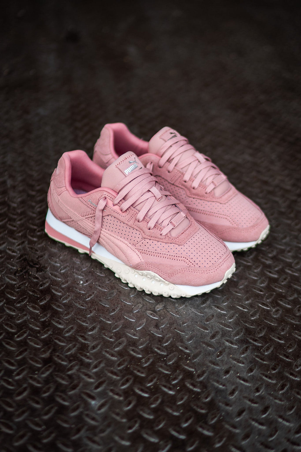 Women Puma Blacktop Rider (Future Pink/Alpine Snow)