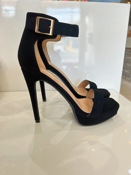 Black Classic Heels